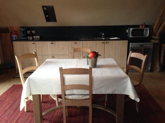 Trommelhoeve Farm Lofts Boechout Bagian luar foto